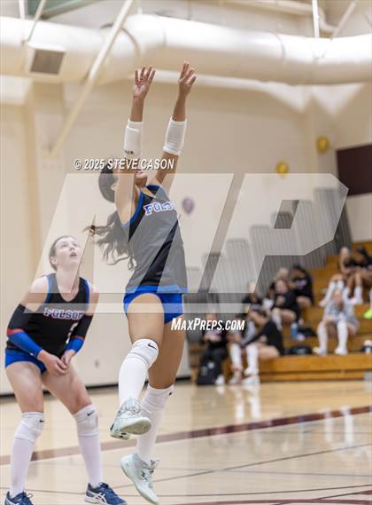 Thumbnail 1 in JV: Folsom @ Whitney photogallery.