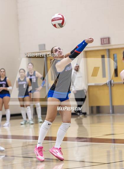 Thumbnail 2 in JV: Folsom @ Whitney photogallery.