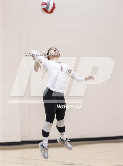 Thumbnail 2 in JV: Folsom @ Whitney photogallery.