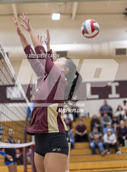 Thumbnail 2 in JV: Folsom @ Whitney photogallery.