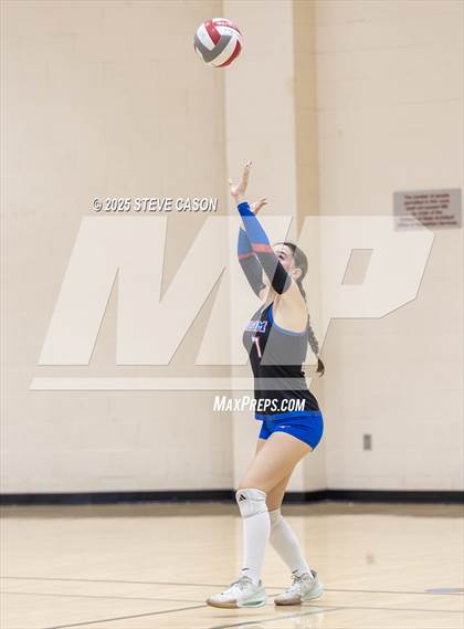 Thumbnail 3 in JV: Folsom @ Whitney photogallery.