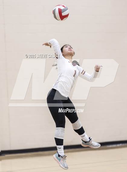 Thumbnail 3 in JV: Folsom @ Whitney photogallery.