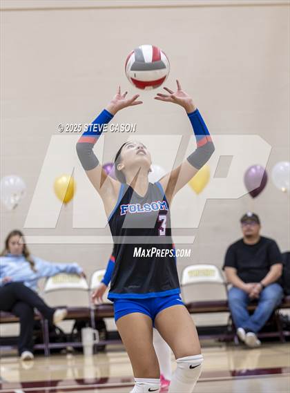 Thumbnail 3 in JV: Folsom @ Whitney photogallery.