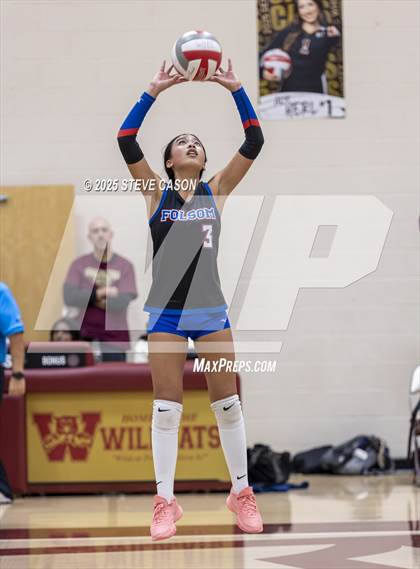 Thumbnail 2 in JV: Folsom @ Whitney photogallery.