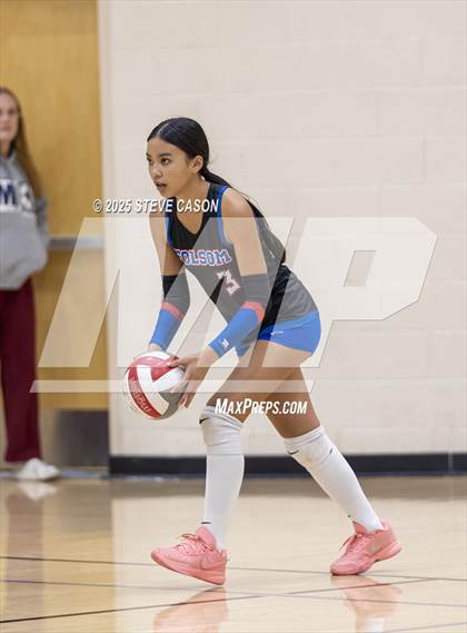 Thumbnail 3 in JV: Folsom @ Whitney photogallery.