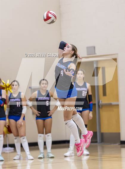 Thumbnail 1 in JV: Folsom @ Whitney photogallery.