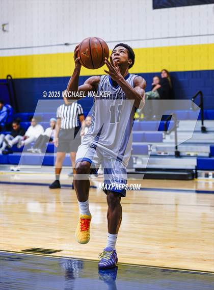 Thumbnail 3 in Stony Brook vs Crosstrainers Academy (City Is Mine Classic) photogallery.