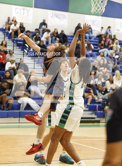 Thumbnail 3 in Morgan @ Sumner photogallery.