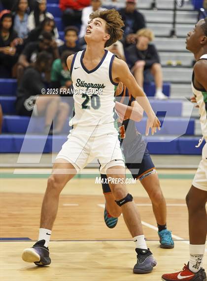 Thumbnail 1 in Morgan @ Sumner photogallery.