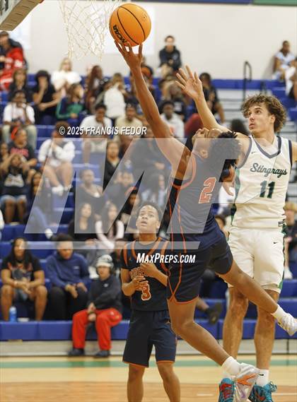 Thumbnail 1 in Morgan @ Sumner photogallery.