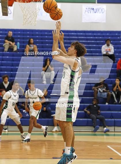 Thumbnail 1 in Morgan @ Sumner photogallery.