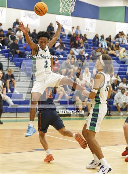 Thumbnail 1 in Morgan @ Sumner photogallery.