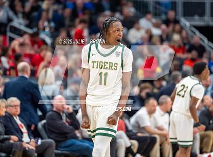 Thumbnail 2 in South Bend Saint Joseph vs. Indianapolis Crispus Attucks (IHSAA 3A Final) photogallery.