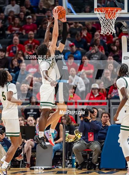 Thumbnail 2 in South Bend Saint Joseph vs. Indianapolis Crispus Attucks (IHSAA 3A Final) photogallery.