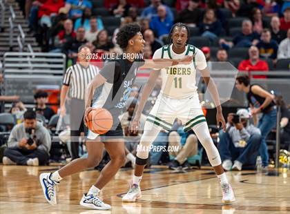 Thumbnail 1 in South Bend Saint Joseph vs. Indianapolis Crispus Attucks (IHSAA 3A Final) photogallery.
