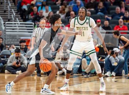 Thumbnail 3 in South Bend Saint Joseph vs. Indianapolis Crispus Attucks (IHSAA 3A Final) photogallery.