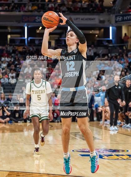 Thumbnail 2 in South Bend Saint Joseph vs. Indianapolis Crispus Attucks (IHSAA 3A Final) photogallery.