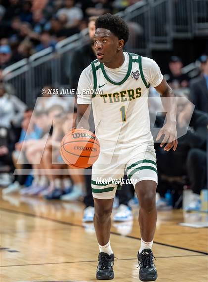 Thumbnail 2 in South Bend Saint Joseph vs. Indianapolis Crispus Attucks (IHSAA 3A Final) photogallery.