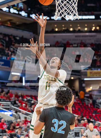 Thumbnail 2 in South Bend Saint Joseph vs. Indianapolis Crispus Attucks (IHSAA 3A Final) photogallery.