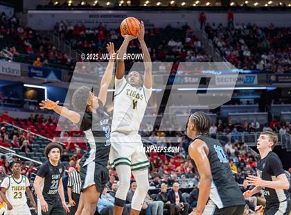 Thumbnail 2 in South Bend Saint Joseph vs. Indianapolis Crispus Attucks (IHSAA 3A Final) photogallery.