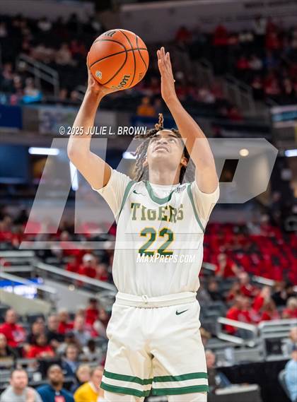 Thumbnail 1 in South Bend Saint Joseph vs. Indianapolis Crispus Attucks (IHSAA 3A Final) photogallery.