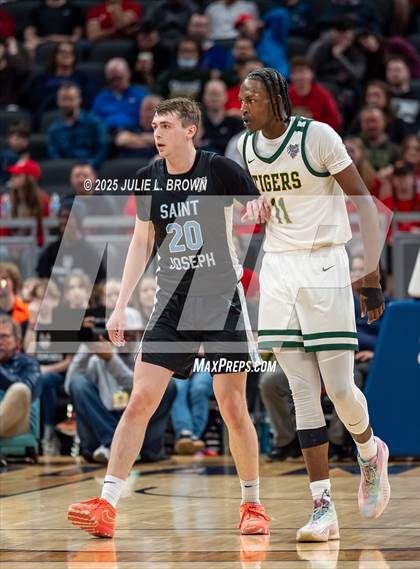 Thumbnail 2 in South Bend Saint Joseph vs. Indianapolis Crispus Attucks (IHSAA 3A Final) photogallery.