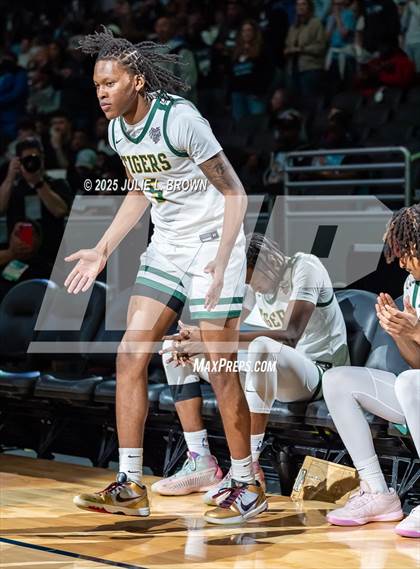 Thumbnail 1 in South Bend Saint Joseph vs. Indianapolis Crispus Attucks (IHSAA 3A Final) photogallery.