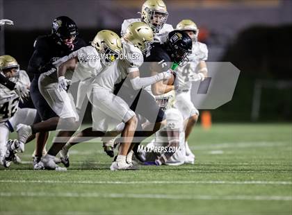 Thumbnail 1 in Notre Dame (SO) @ Servite photogallery.