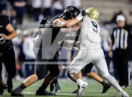 Thumbnail 2 in Notre Dame (SO) @ Servite photogallery.