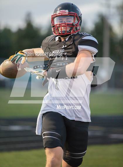 Thumbnail 3 in Oak Creek @ Muskego photogallery.