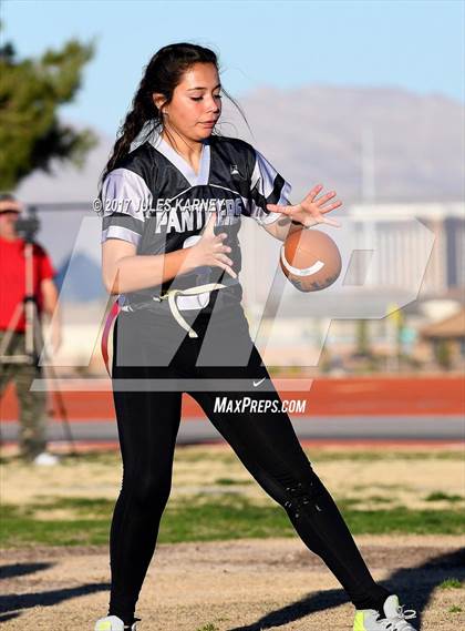 Thumbnail 2 in Bonanza vs Palo Verde (NIAA 4A SR/SS Regional Quarterfinal Playoff) photogallery.