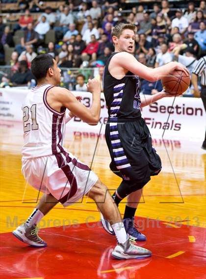 Thumbnail 3 in Independence vs. Mission Oak photogallery.