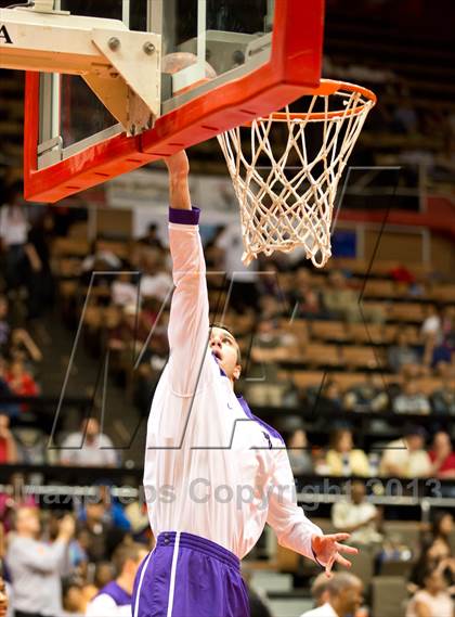 Thumbnail 2 in Independence vs. Mission Oak photogallery.