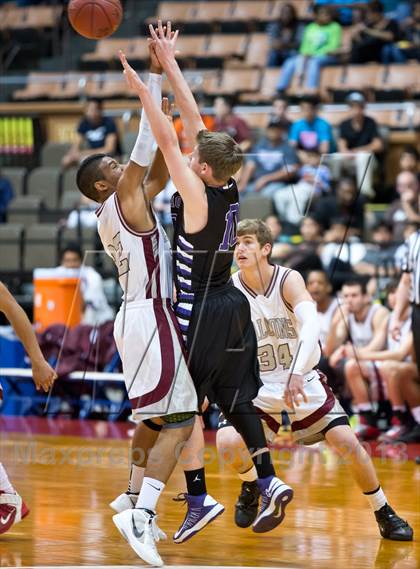 Thumbnail 3 in Independence vs. Mission Oak photogallery.
