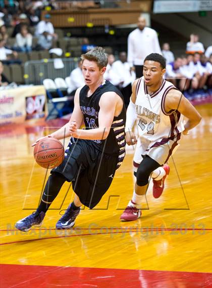 Thumbnail 2 in Independence vs. Mission Oak photogallery.