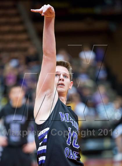 Thumbnail 1 in Independence vs. Mission Oak photogallery.