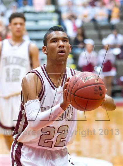 Thumbnail 2 in Independence vs. Mission Oak photogallery.