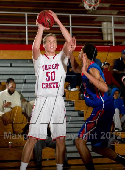 Thumbnail 2 in Fountain-Fort Carson @ Cherry Creek (Cherry Creek Holiday Classic) photogallery.