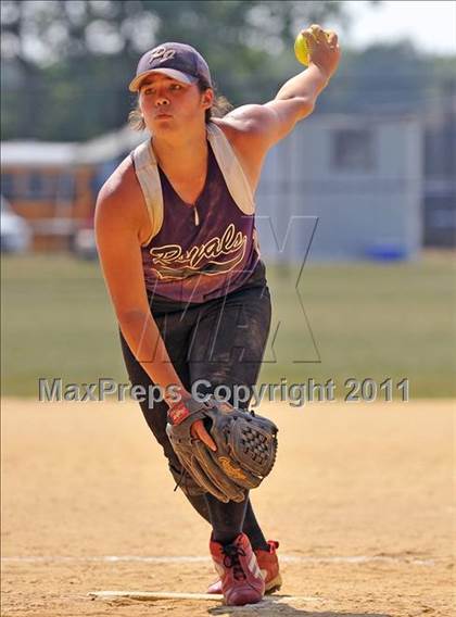 Thumbnail 1 in Haldane vs Port Jefferson ( Class C Regional Final) photogallery.