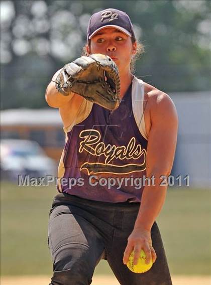 Thumbnail 2 in Haldane vs Port Jefferson ( Class C Regional Final) photogallery.