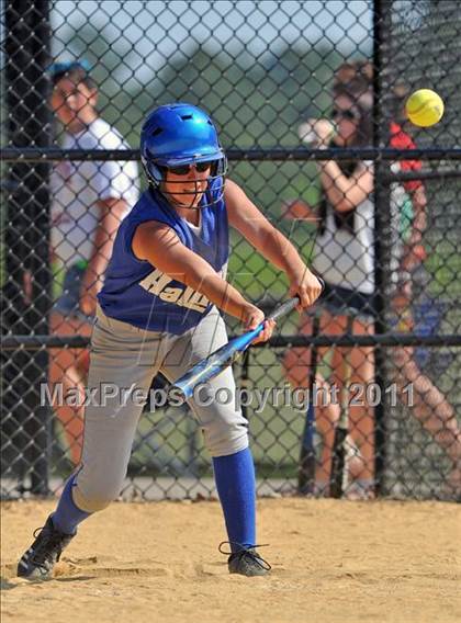 Thumbnail 1 in Haldane vs Port Jefferson ( Class C Regional Final) photogallery.