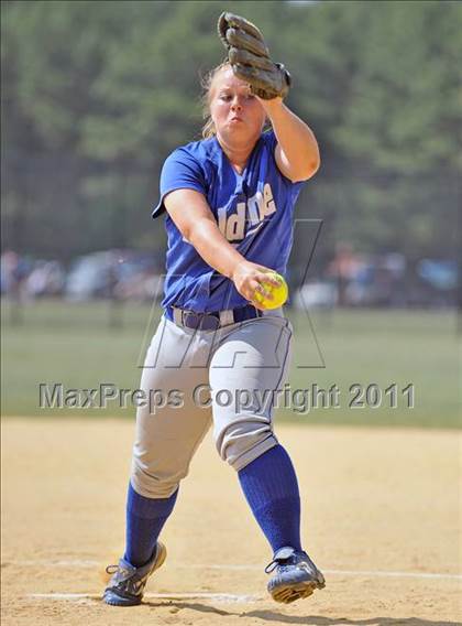 Thumbnail 1 in Haldane vs Port Jefferson ( Class C Regional Final) photogallery.