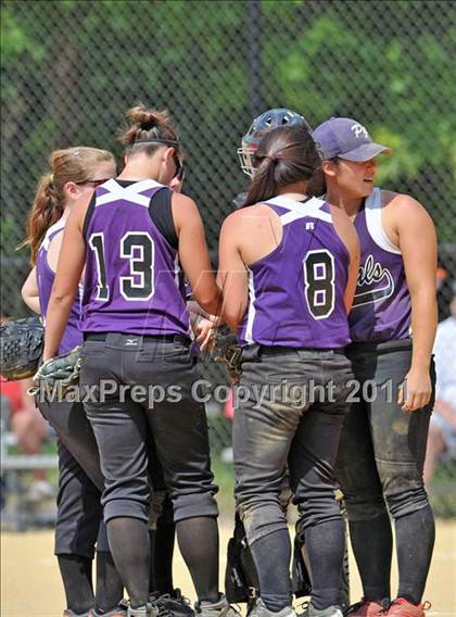 Thumbnail 3 in Haldane vs Port Jefferson ( Class C Regional Final) photogallery.