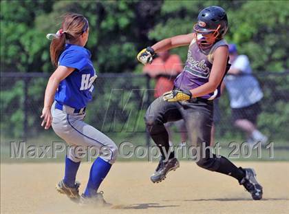 Thumbnail 2 in Haldane vs Port Jefferson ( Class C Regional Final) photogallery.