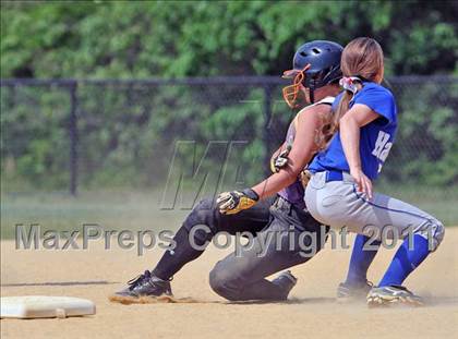 Thumbnail 1 in Haldane vs Port Jefferson ( Class C Regional Final) photogallery.