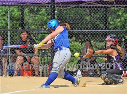 Thumbnail 3 in Haldane vs Port Jefferson ( Class C Regional Final) photogallery.