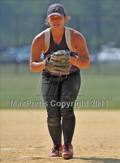Thumbnail 2 in Haldane vs Port Jefferson ( Class C Regional Final) photogallery.