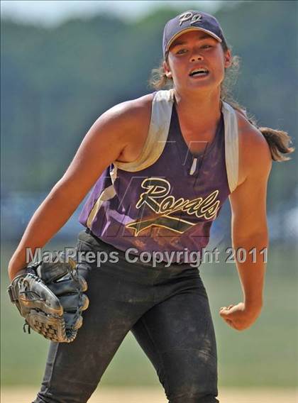 Thumbnail 3 in Haldane vs Port Jefferson ( Class C Regional Final) photogallery.