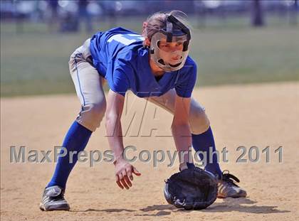 Thumbnail 3 in Haldane vs Port Jefferson ( Class C Regional Final) photogallery.