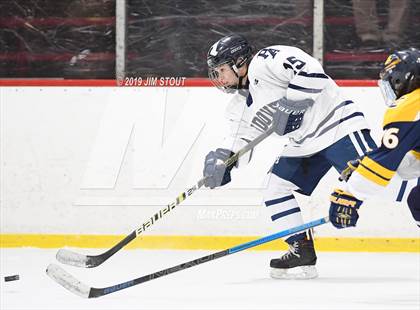 Thumbnail 3 in Phillips Andover vs. Choate (Patsy K. Odden Invitational) photogallery.